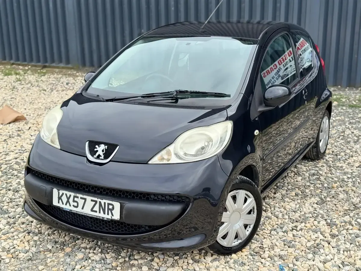 Used Peugeot 107 68 HP (50 kW) 2007 Black Hatchback