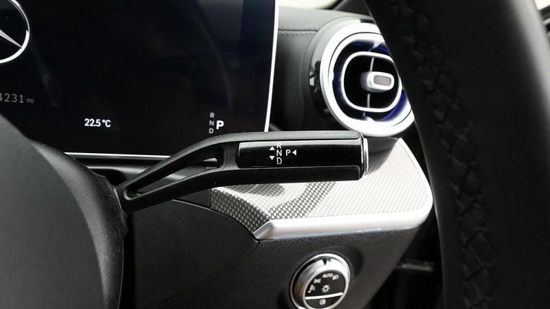 Image 2/4