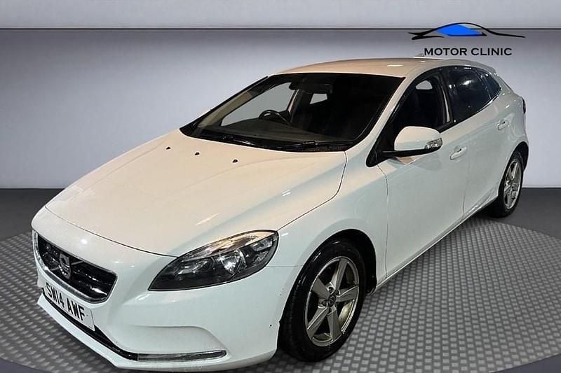 White Used 2014 Volvo V40 Hatchback | £2,695 (Super price) - Image 1/1