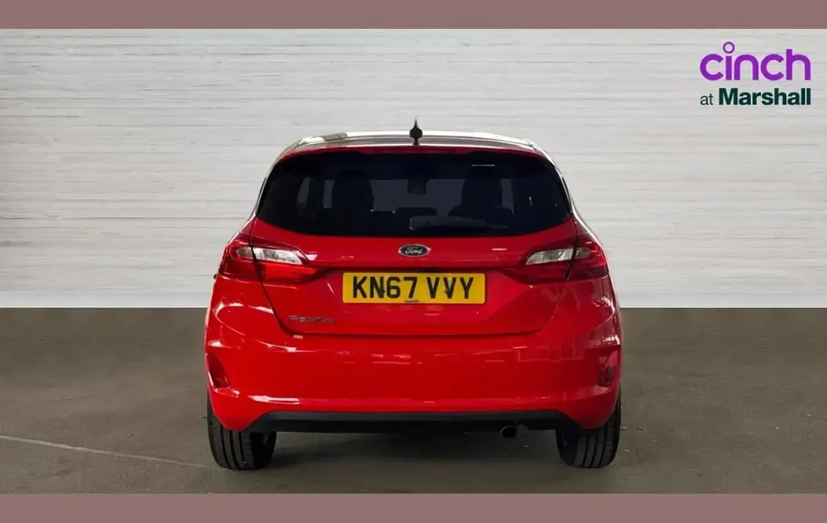 Used Ford Fiesta Titanium 121 HP (88 kW) 2017 Red Hatchback