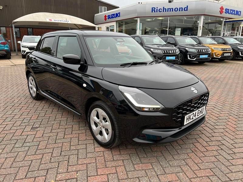 Used Suzuki Swift 82 HP (60 kW) 2024 Black Hatchback