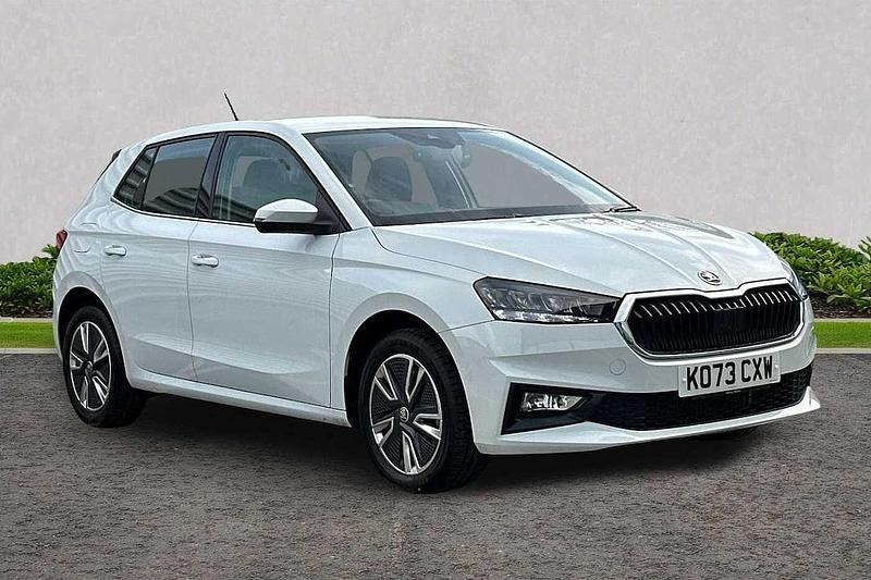 Used Skoda 110 R SE L 81 HP (59 kW) 2024 Moon white metallic Hatchback