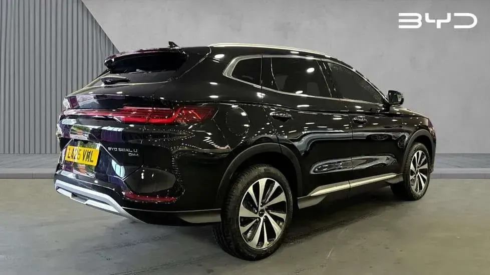 Used BYD Seal U Boost 218 HP (160 kW) 2025 Black SUV