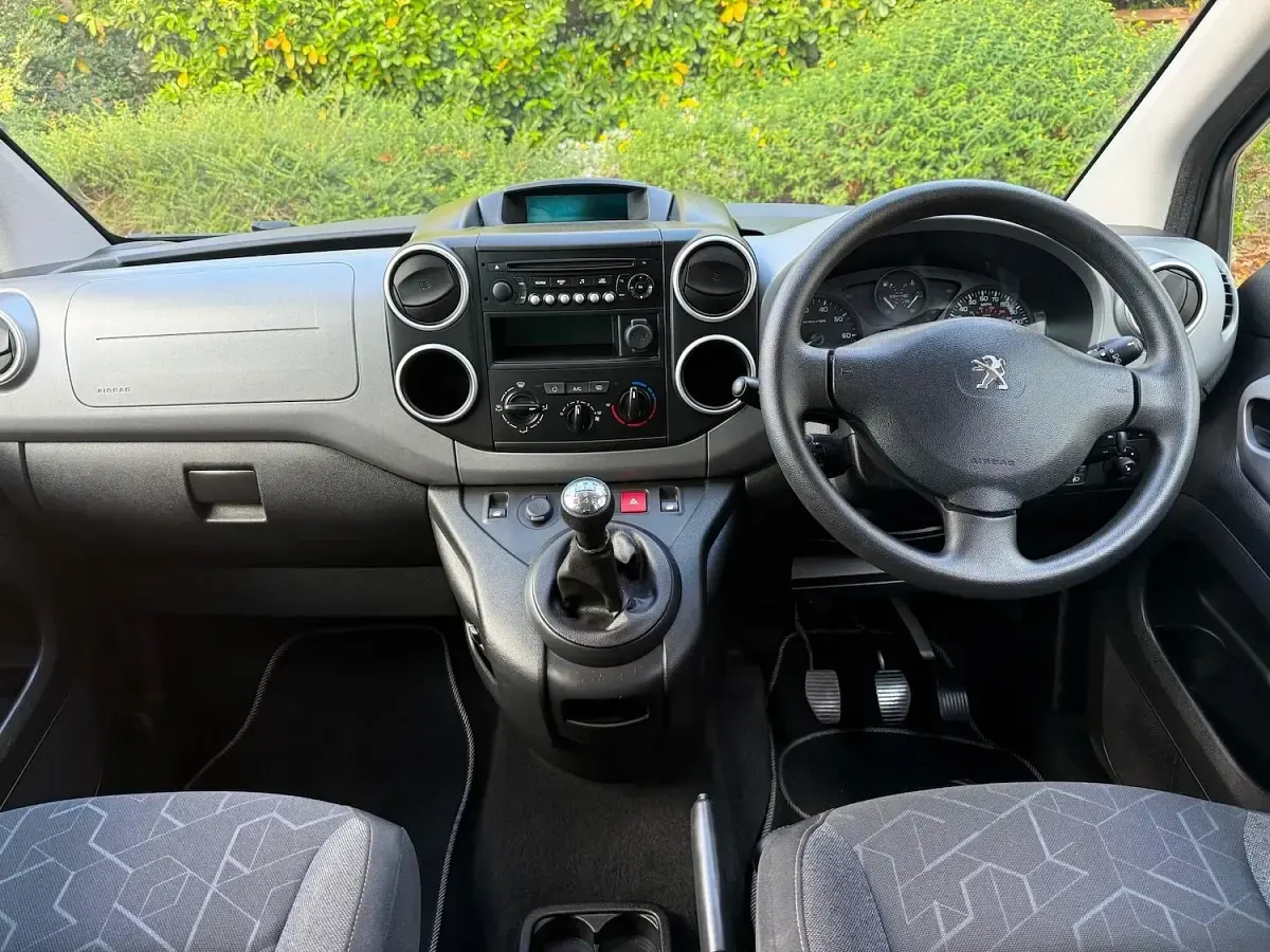 Used Peugeot Partner Tepee Active 2018 Blue MPV
