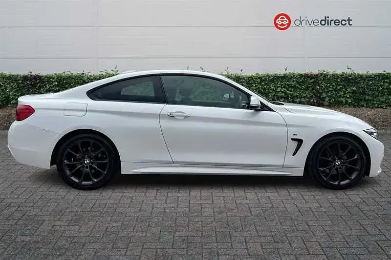 Used BMW 420 M Sport 190 HP (139 kW) 2017 White Coupe