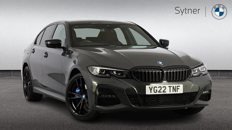 Grey Used 2022 BMW 330e M Sport | £25,750 (A bit pricey) - Image 1/4