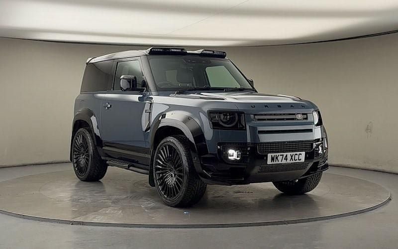 Used Land Rover Defender HSE Dynamic 250 HP (183 kW) 2024 Tasman blue Estate