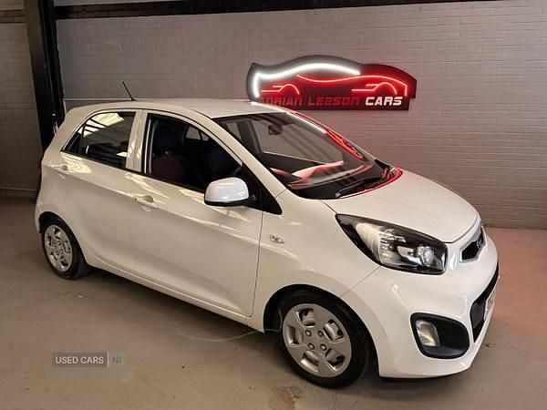 White Used 2014 Kia Picanto Hatchback | £4,295 (Fair price) - Image 1/4
