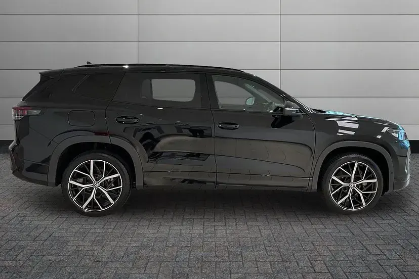 Used VW Tayron Elegance 150 HP (110 kW) 2025 Grenadilla black SUV