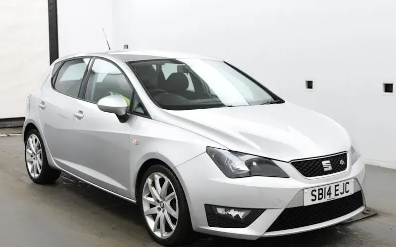 Usado Seat Ibiza FR 105 HP (77 kW) 2015 Citadino