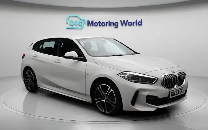 Used BMW 118 M Sport 136 HP (100 kW) 2023 White Hatchback