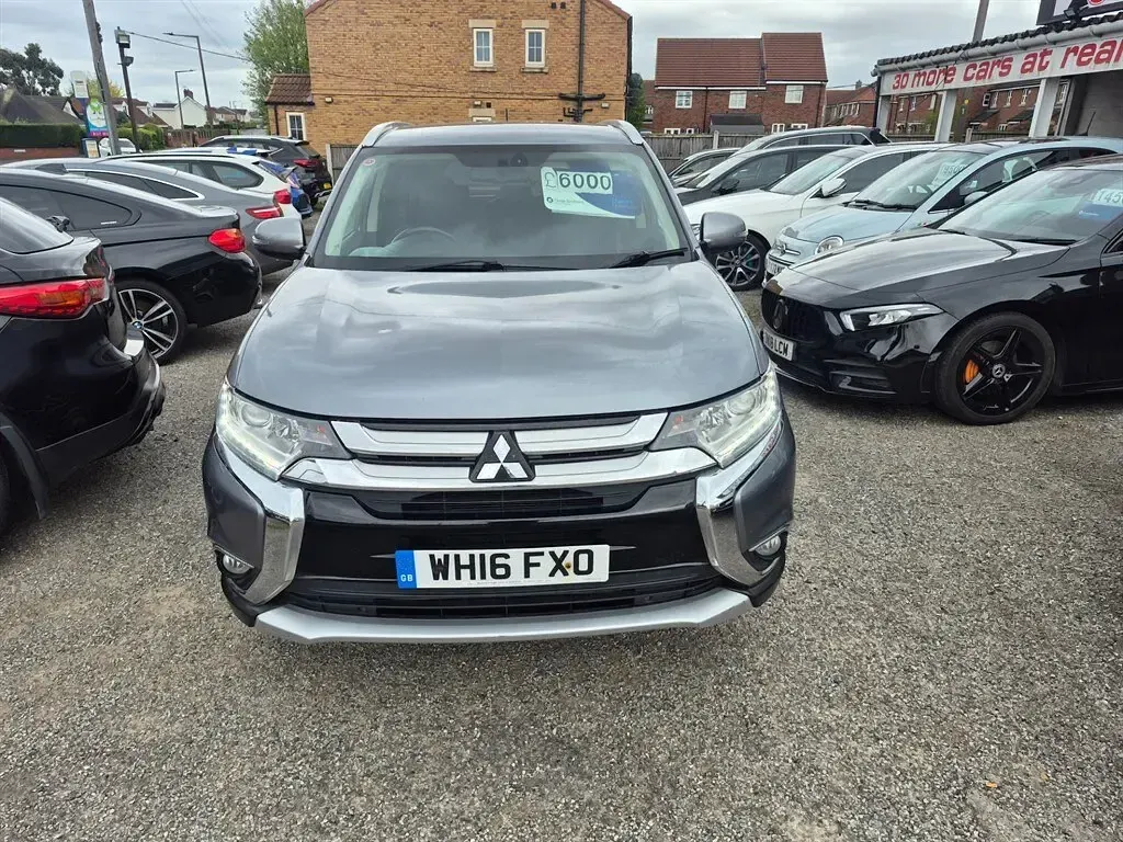 Used Mitsubishi Outlander 147 HP (108 kW) 2016 Grey SUV