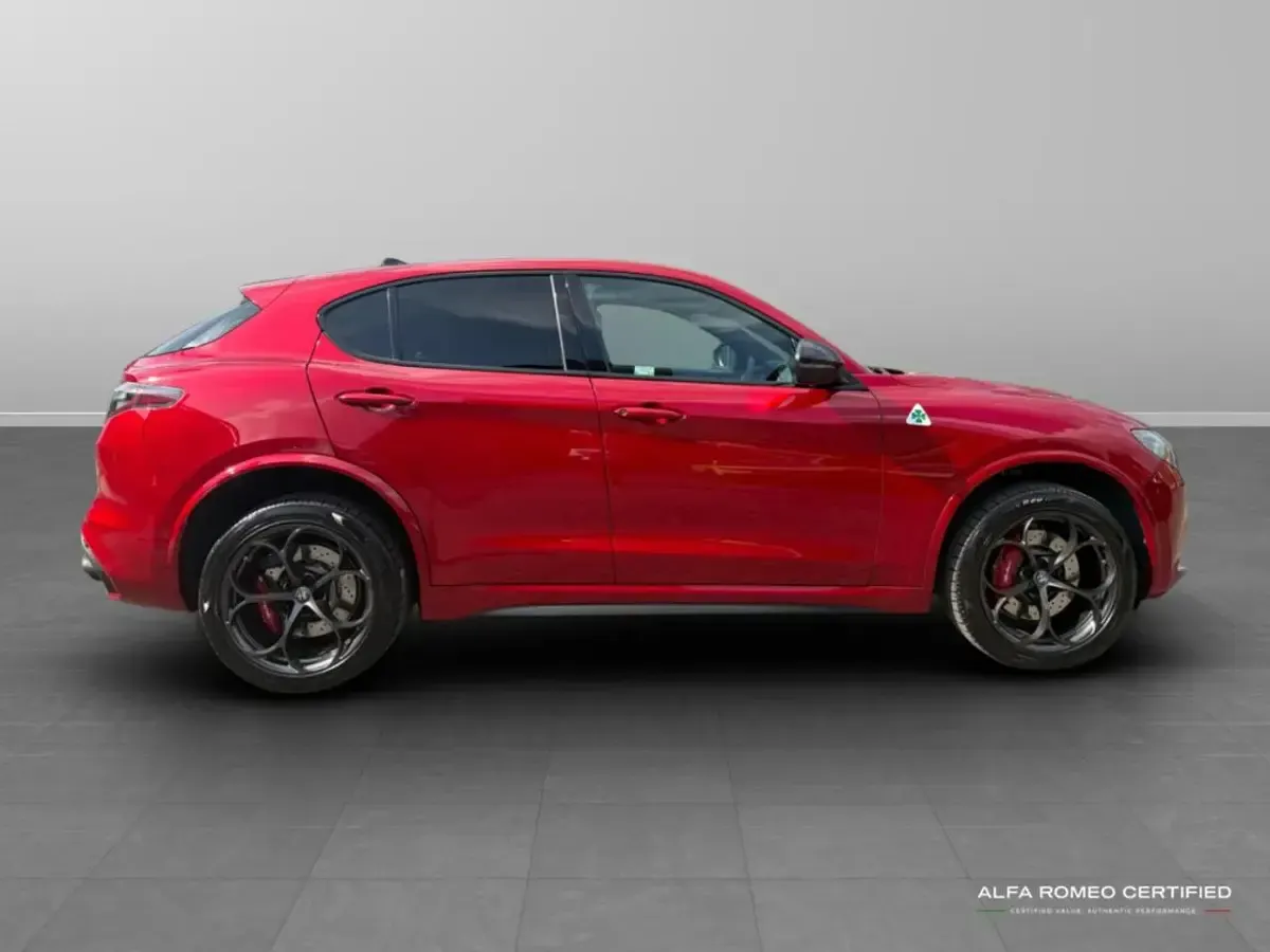 Used Alfa Romeo Stelvio Quadrifoglio 511 HP (375 kW) 2025 Red SUV