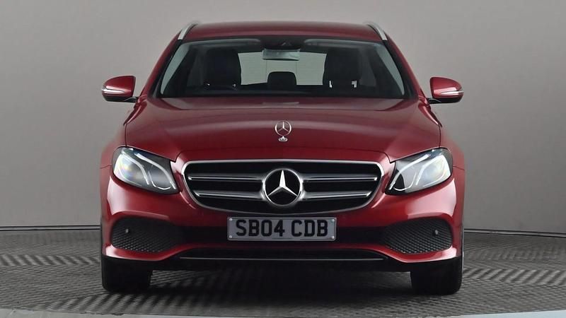 Used Mercedes E220 SE 194 HP (142 kW) 2017 Red Estate