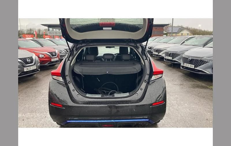 Usado Nissan Leaf N-Connecta 108 kW (147 HP) 2018 Preto Citadino