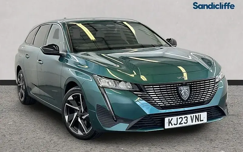 Used Peugeot 308 SW Allure Premium 131 HP (96 kW) 2023 Estate