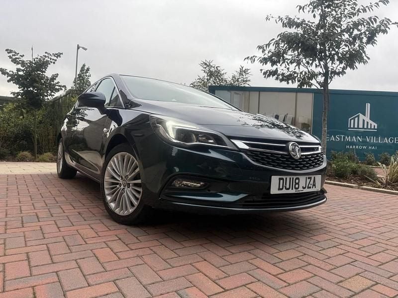 Used Vauxhall Astra Elite 2018 Green Hatchback