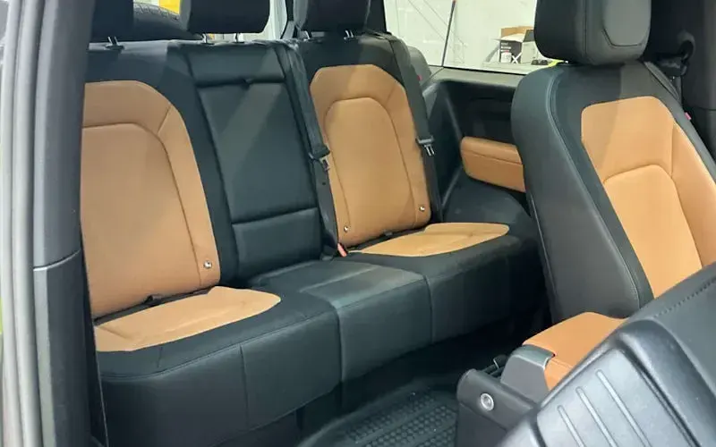Used Land Rover Defender HSE Dynamic 249 HP (183 kW) 2024 Grey SUV