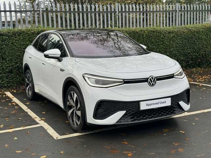 White Used 2022 VW ID.5 Pro Performance SUV | £26,995 (Fair price) - Image 1/4