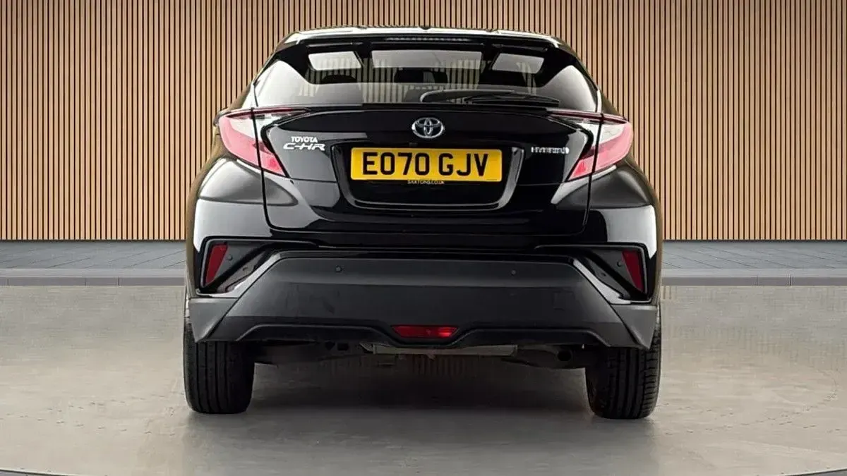 Used Toyota C-HR Design 122 HP (89 kW) 2020 Black SUV