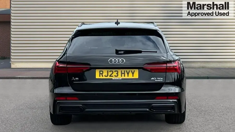 Usado Audi A6 Black Edition 204 CV (150 kW) 2023 Negro Familiar