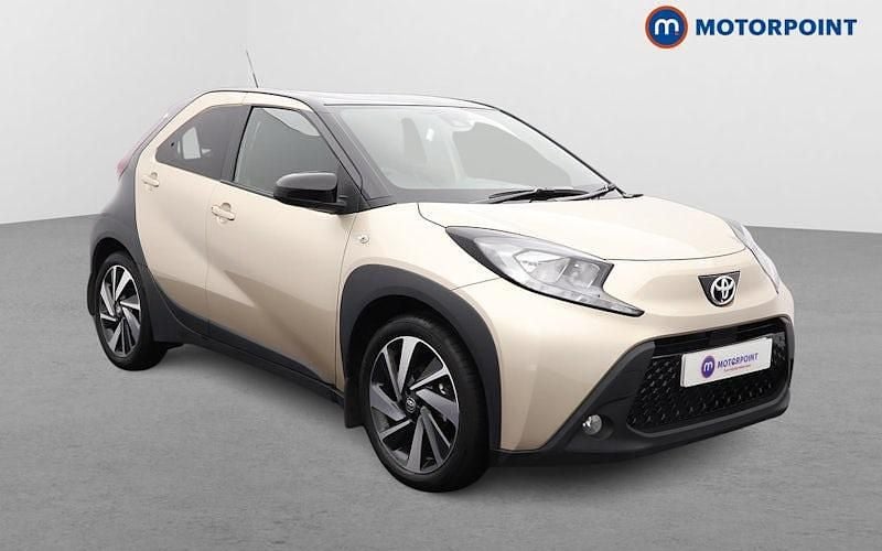 Used 2025 Toyota Aygo X SUV | £16,899 - Image 1/4