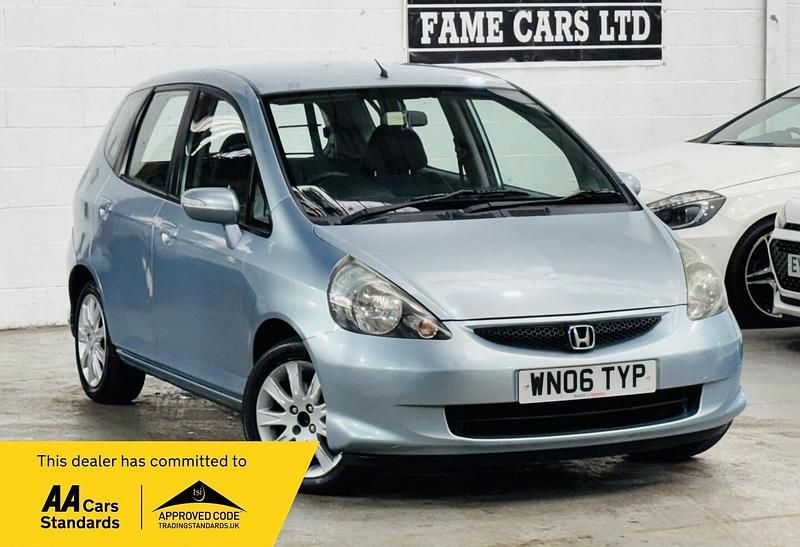 Used Honda Jazz SE 83 HP (61 kW) 2006 Blue Hatchback