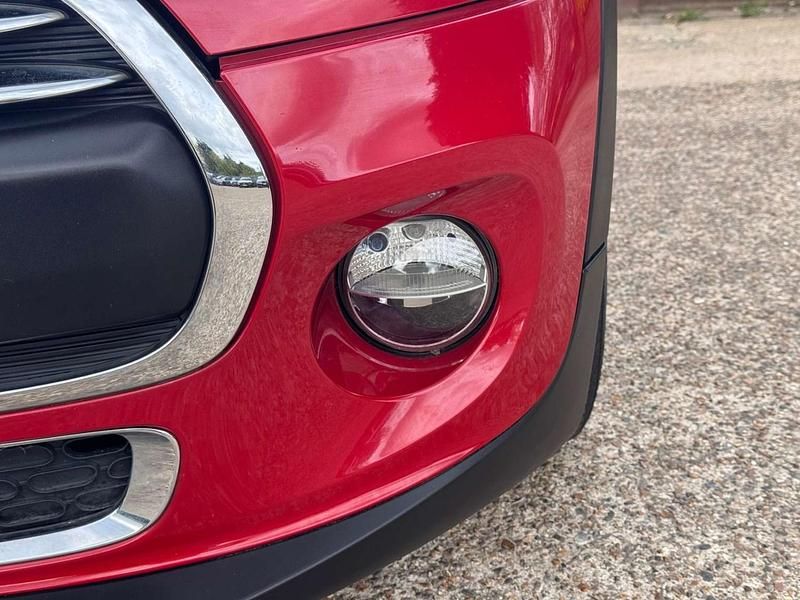 Used Mini One D Hatch 95 HP (69 kW) 2014 Red Hatchback