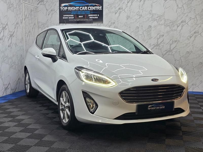 White Used 2018 Ford Fiesta Zetec Hatchback | £5,900 (Good price) - Image 1/2