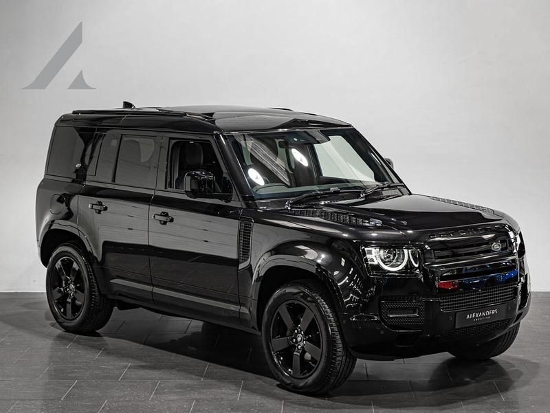 Used Land Rover Defender SE Dynamic 2024 Black SUV