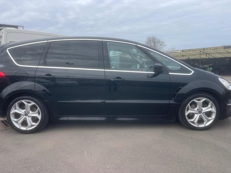 Usado Ford S-MAX Titanium X 200 HP (147 kW) 2012 Preto Monovolume