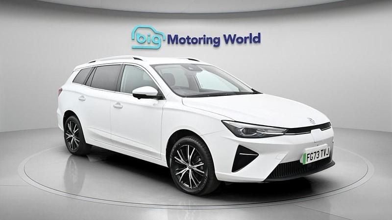 Second-hand MG MG5 EV Trophy 114 kW (156 CP) 2024 Alb Break