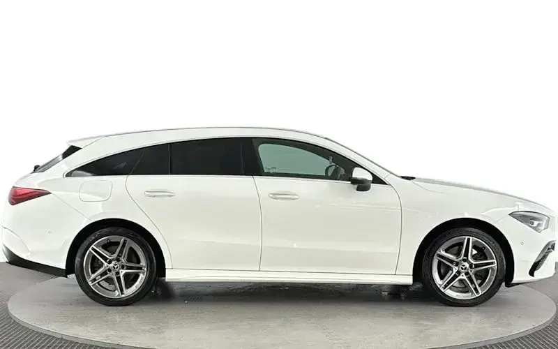 Used Mercedes E250 Executive 218 HP (160 kW) 2025 Estate