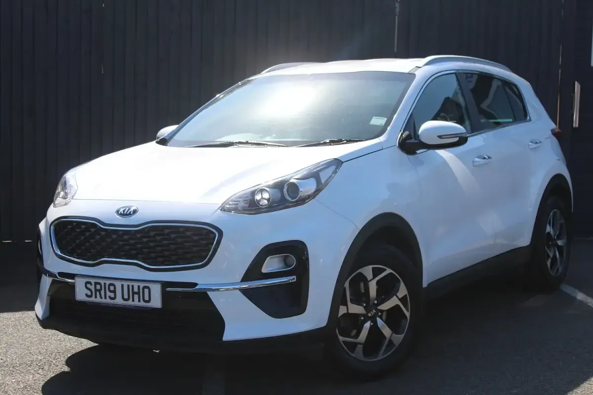 Used Kia Sportage 130 HP (95 kW) 2019 White SUV