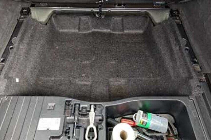 Image 3/4
