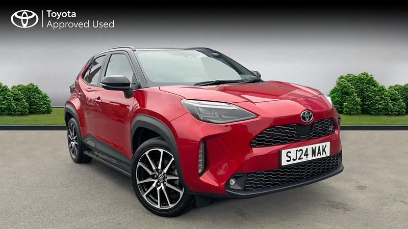 Used Toyota Yaris Hybrid Sport 116 HP (85 kW) 2024 Red Estate