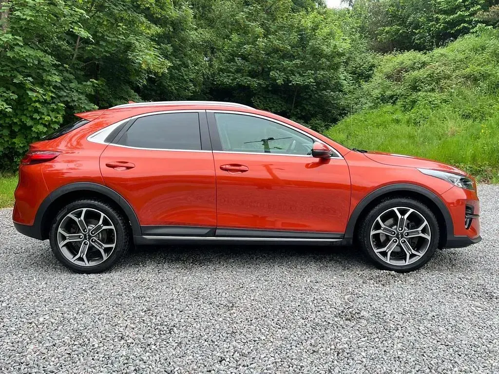 Used Kia XCeed 120 HP (88 kW) 2021 Orange SUV