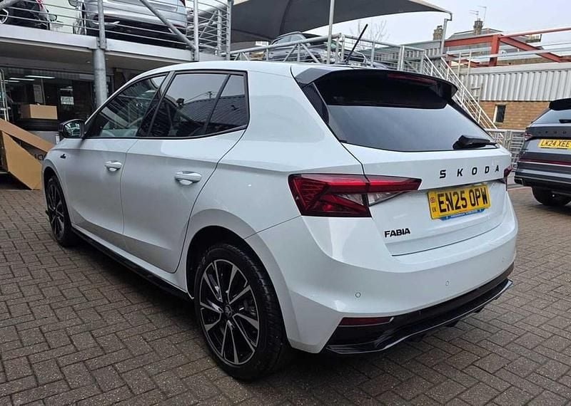 Used Skoda Fabia Monte Carlo 147 HP (108 kW) 2025 Moon white metallic Hatchback