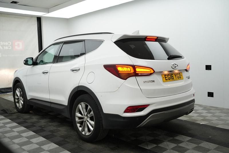 Used Hyundai Santa Fe Premium 2016 White SUV