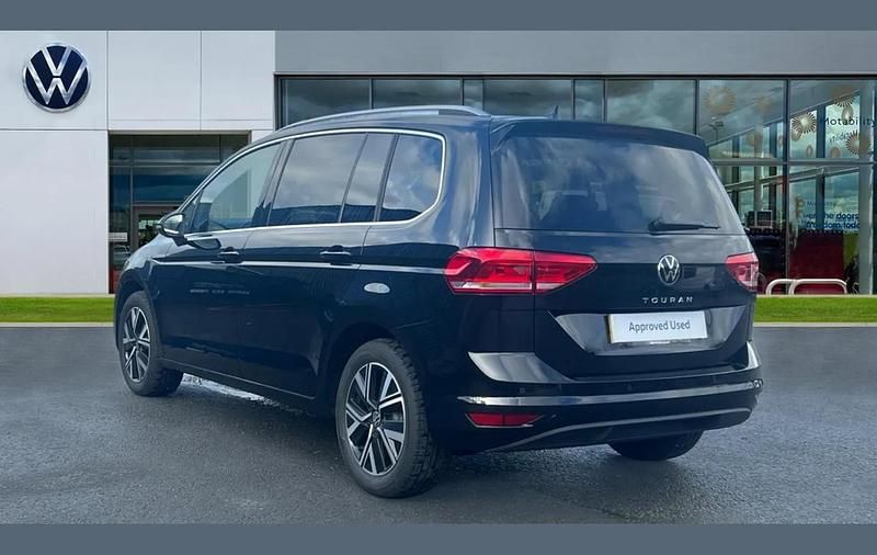 Used VW Touran SEL 150 HP (110 kW) 2025 Black MPV