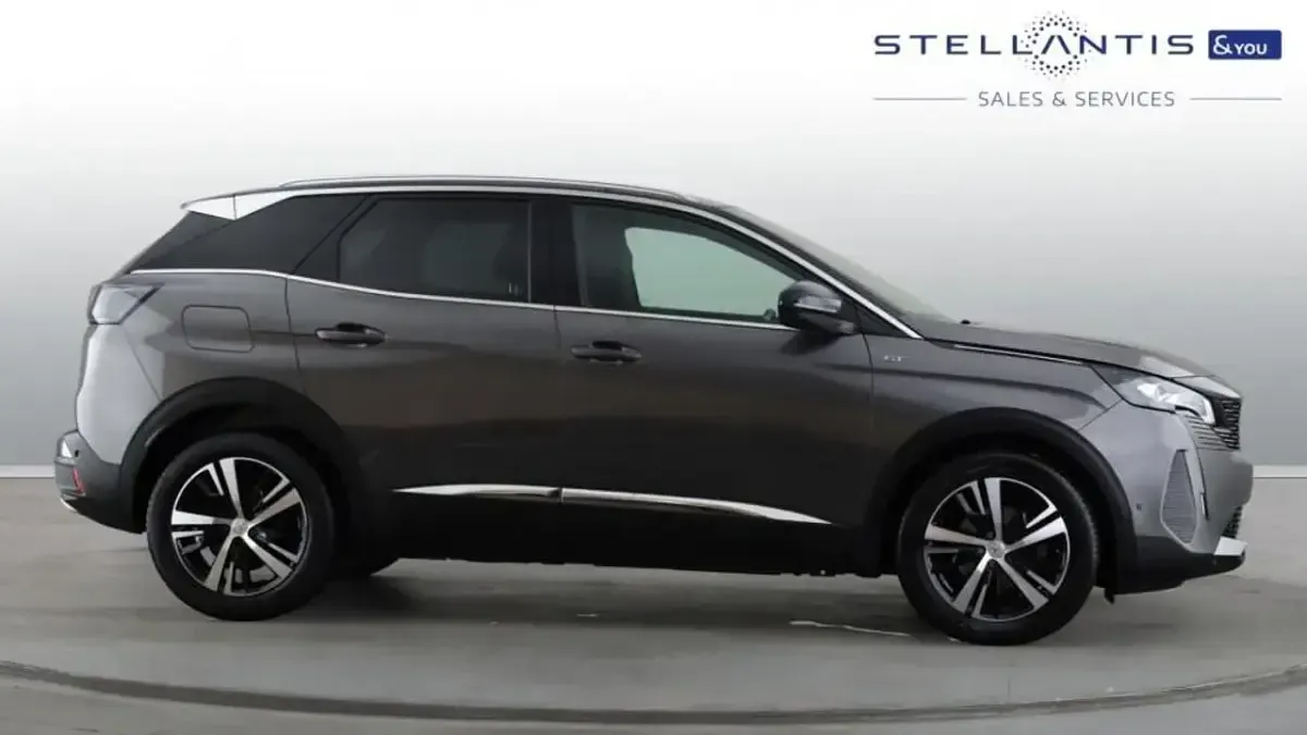 Used Peugeot 3008 GT 129 HP (94 kW) 2023 Grey SUV