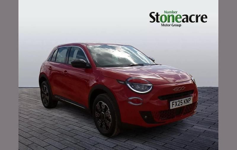 Red New 2025 Fiat 600 SUV | £19,995 (Fair price) - Image 1/4
