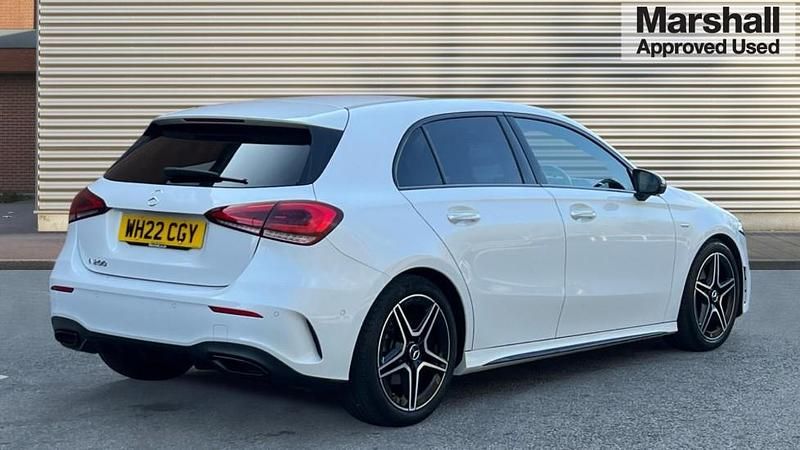 Used Mercedes A200 AMG Line Premium Plus 163 HP (119 kW) 2022 White Hatchback