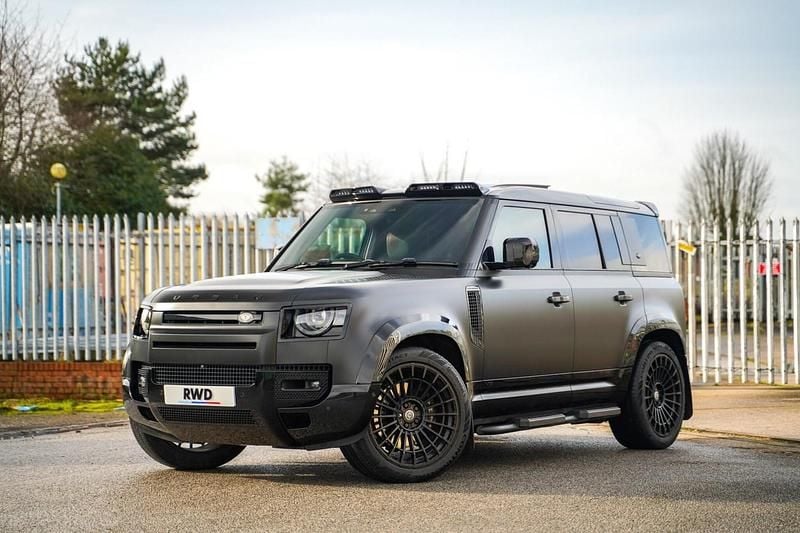 Used Land Rover Defender S 525 HP (386 kW) 2022 Black SUV