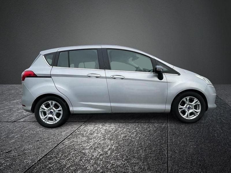 Used Ford B-MAX Zetec 90 HP (66 kW) 2012 Silver MPV