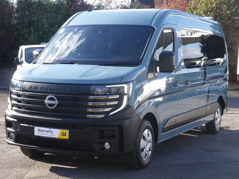 Used Nissan Interstar Tekna 2025 Blue Van