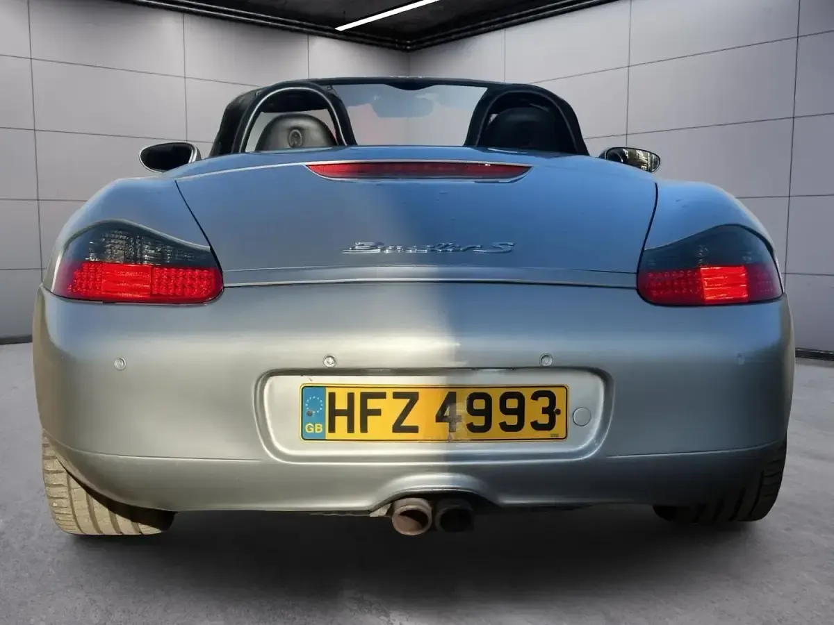 Used Porsche 986 Boxster 252 HP (185 kW) 2002 Silver Cabriolet