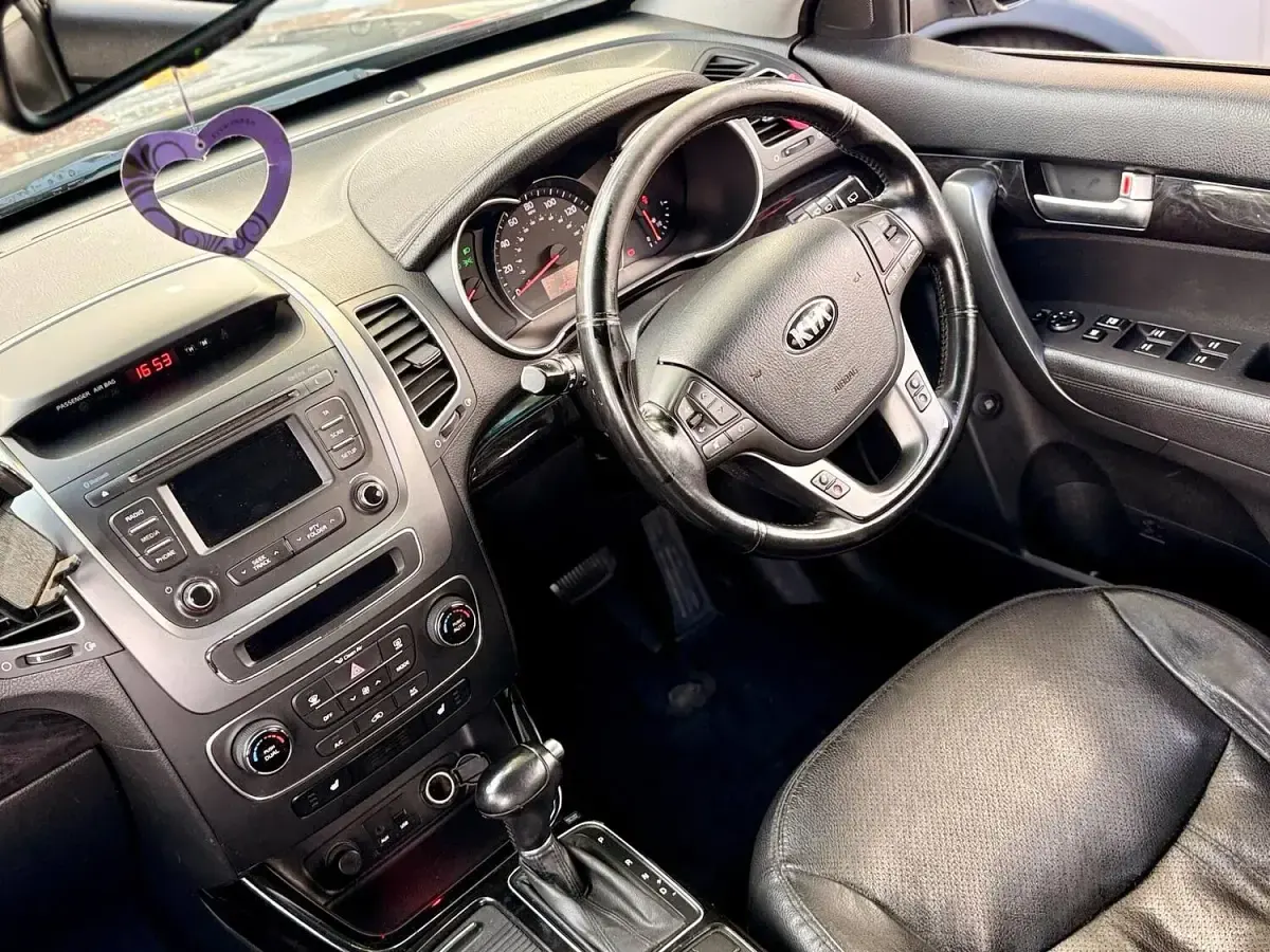 Used Kia Sorento 197 HP (144 kW) 2013 Grey SUV