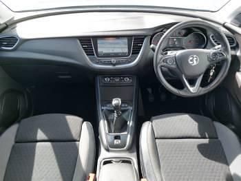 Used Vauxhall Grandland X 130 HP (95 kW) 2019 Black SUV