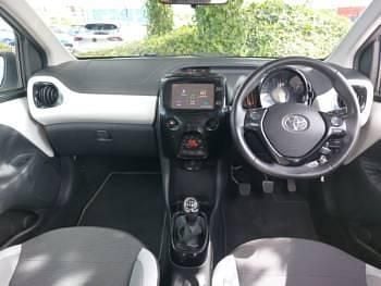 Image 3/4